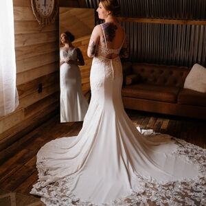 Wedding dress